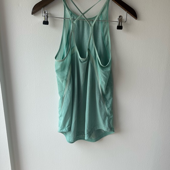 Lululemon Teal Workout Tank Size 6 - Picture 3 of 5